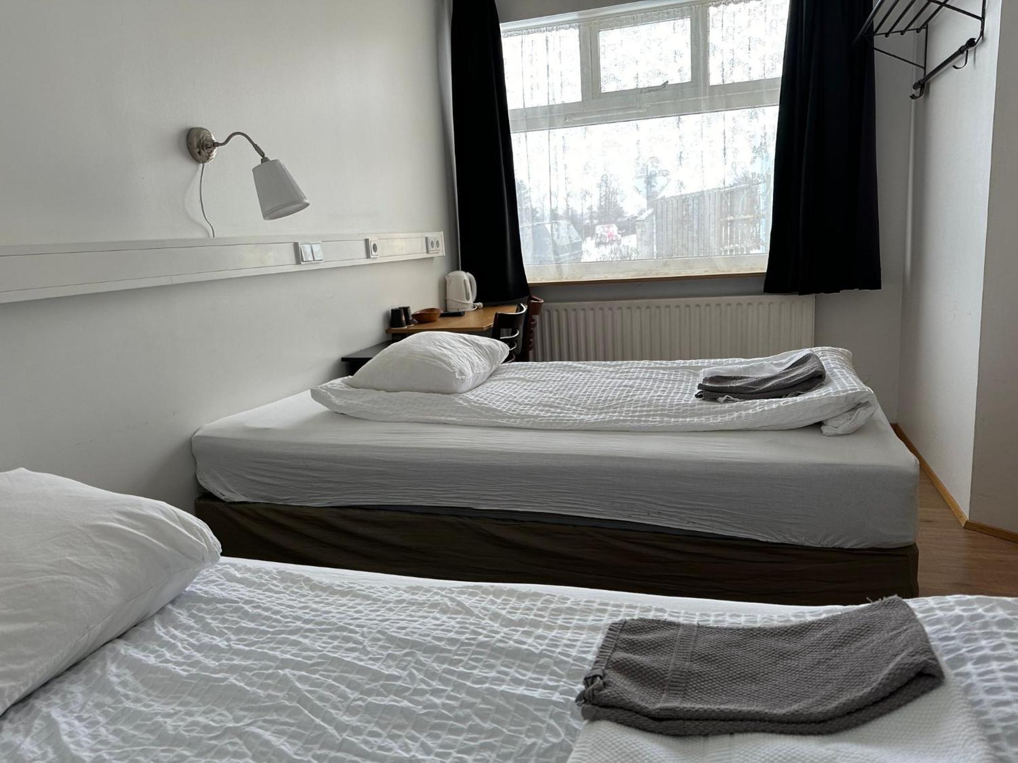 Kanslarinn Hostel ヘトラ エクステリア 写真