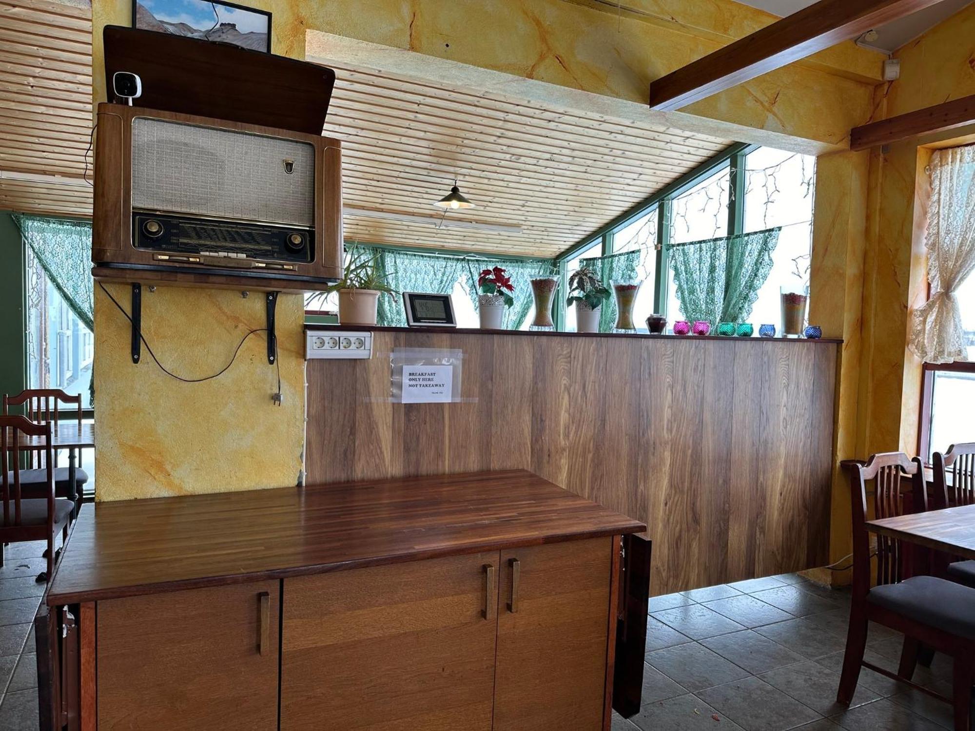 Kanslarinn Hostel ヘトラ エクステリア 写真